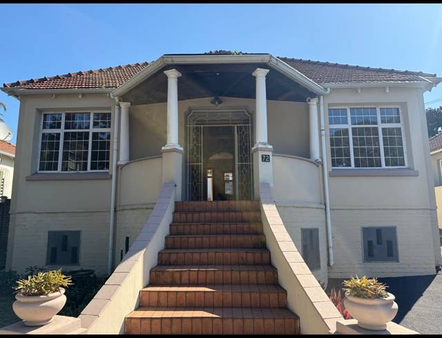 3 BEDROOM FREEHOLD FOR SALE IN GLENWOOD